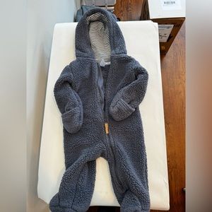 Carters baby bunting suit size 6 months